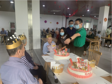 不忘初心，砥礪前行—白鶴敬老院的慰問之行